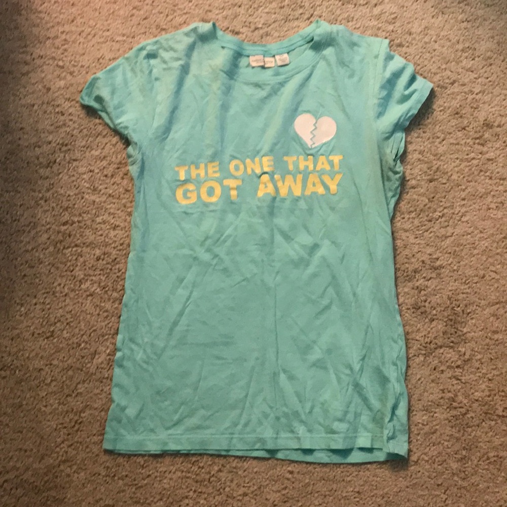 AE tissue tee